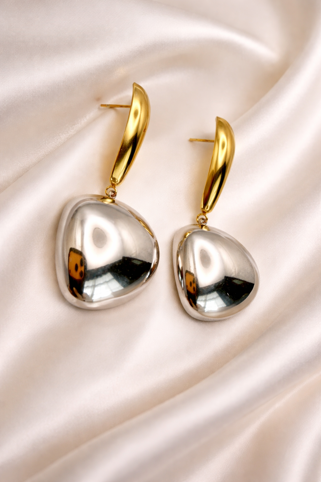 Pulse Earrings